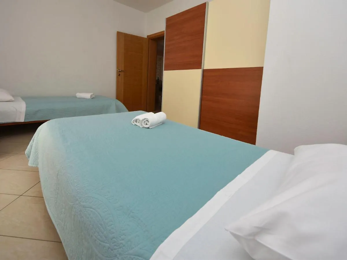 Apartment Tanja By Interhome Maslenica